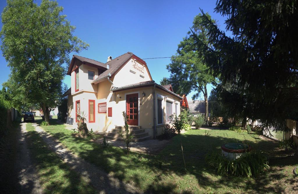 Pension Elisabeth Balatonlelle Exterior photo