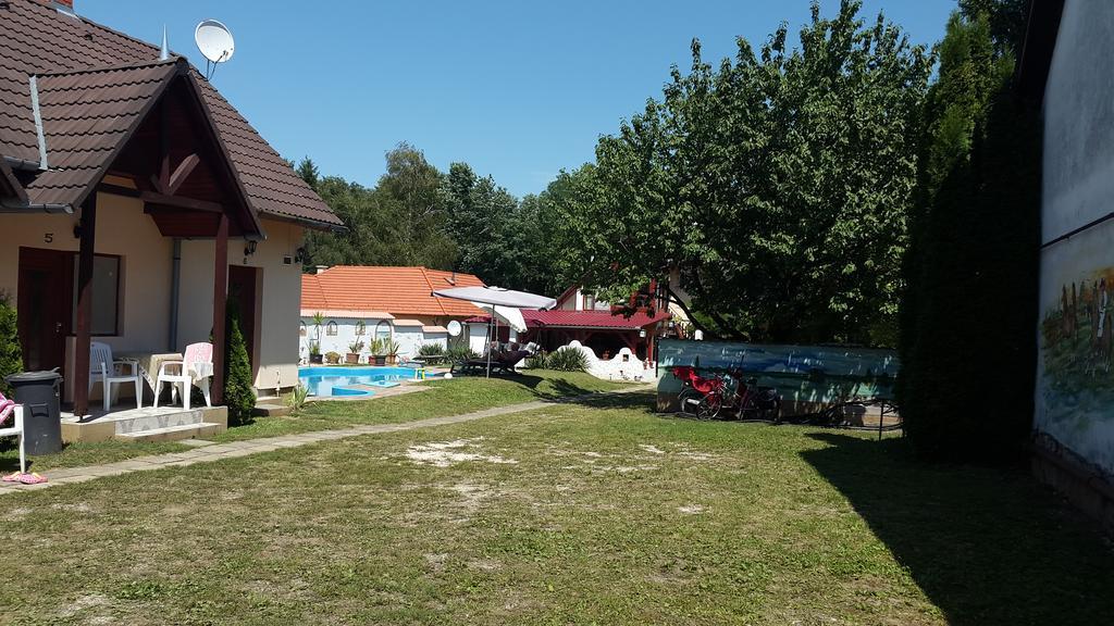 Pension Elisabeth Balatonlelle Exterior photo