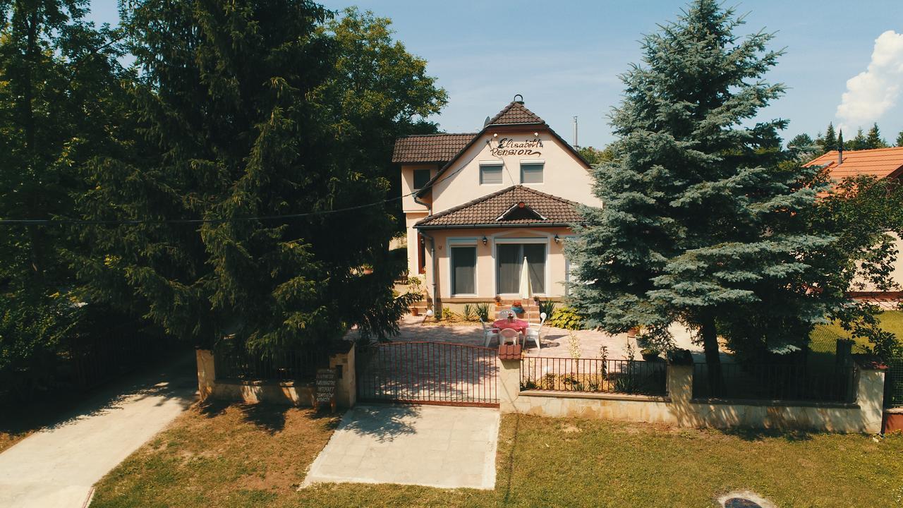 Pension Elisabeth Balatonlelle Exterior photo